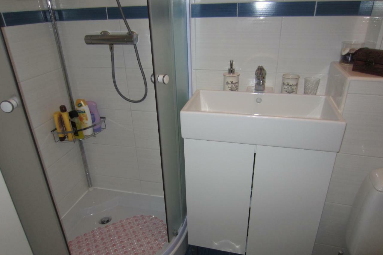 Apartman Valinor Miholascica Kültér fotó
